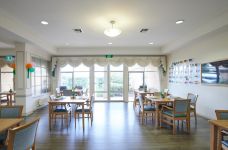 Viewhills Manor - dining hall